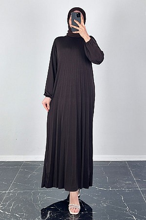 Piliseli Tesettür Elbise - Kahverengi Piliseli Tesettür Elbise - Kahverengi