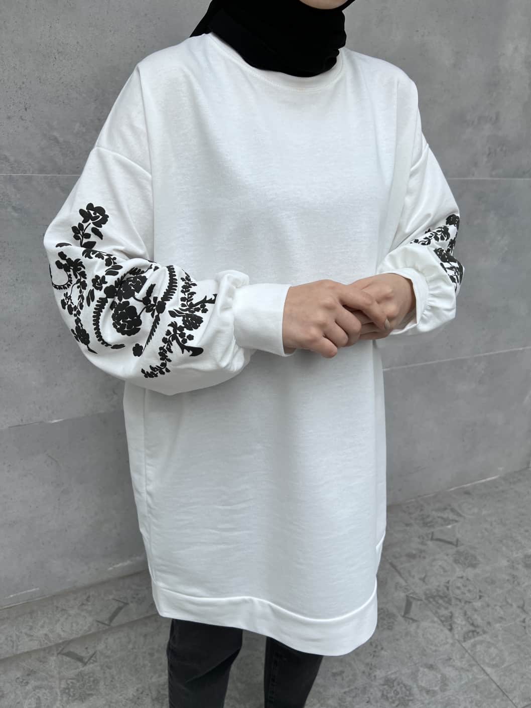 Kolları Çiçek Baskı Detaylı Tunik - Beyaz