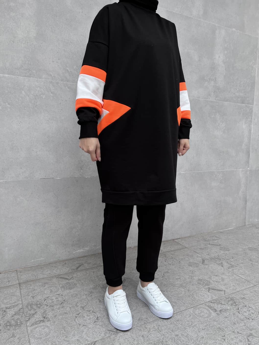 Bisiklet Yaka Üçgen Desen Garnilli Tunik - Siyah Bisiklet Yaka Üçgen Desen Garnilli Tunik - Siyah