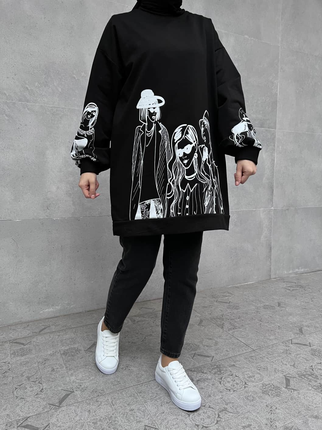 Bisiklet Yaka Kız Baskılı Sweatshirt - Siyah