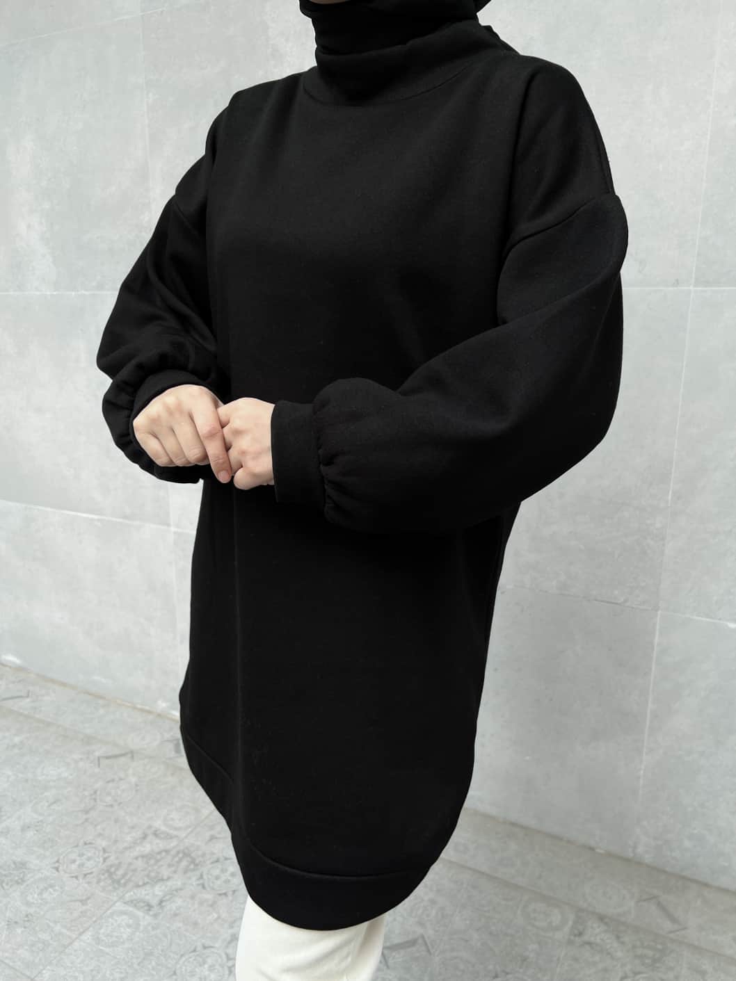 Üç İplik İçi Şardonlu Boğazlı Sweatshirt - Siyah