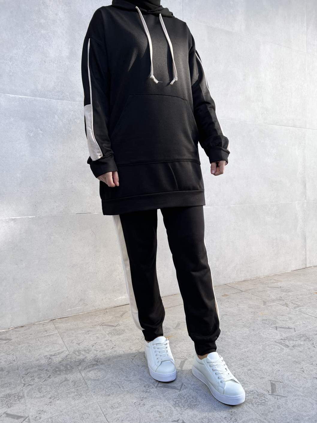 Aerobin Detaylı İkili Eşofman Takımı - Siyah Aerobin Detaylı İkili Eşofman Takımı - Siyah