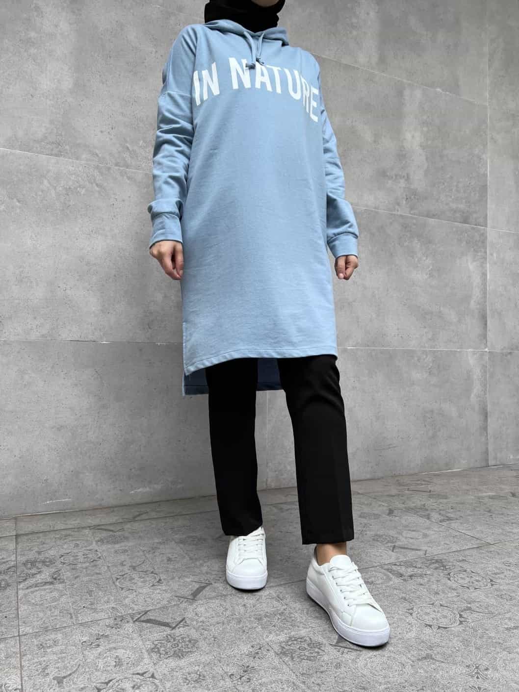 Baskılı Yandan Yırtmaçlı Kapüşonlu Tunik - Mavi