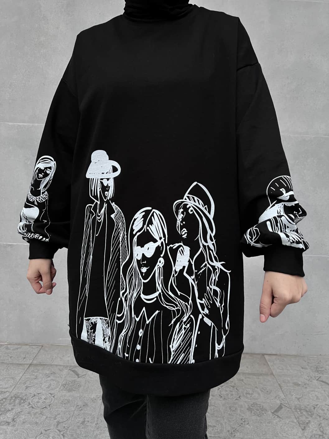 Bisiklet Yaka Kız Baskılı Sweatshirt - Siyah