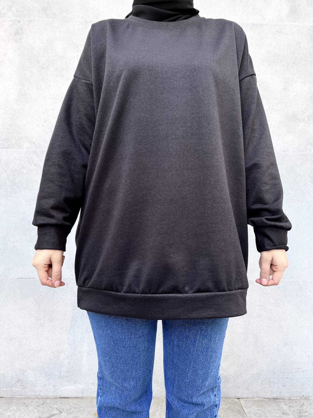 Düz Renk Basic Salaş Sweatshirt - Siyah Düz Renk Basic Salaş Sweatshirt - Siyah