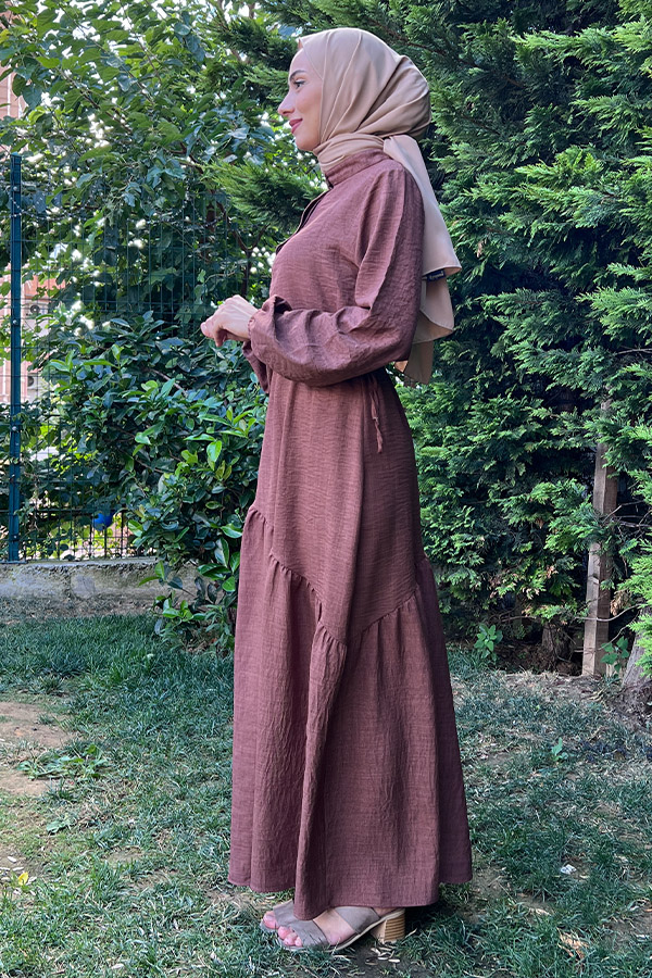 Eteği Çapraz Fırfırlı Elbise - Kahverengi Eteği Çapraz Fırfırlı Elbise - Kahverengi