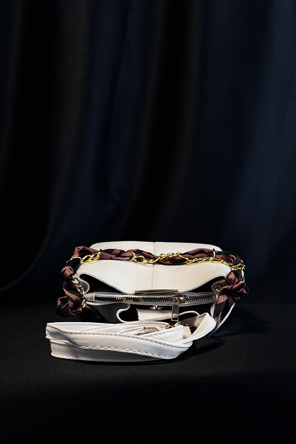 Fularlı Çanta - Beyaz