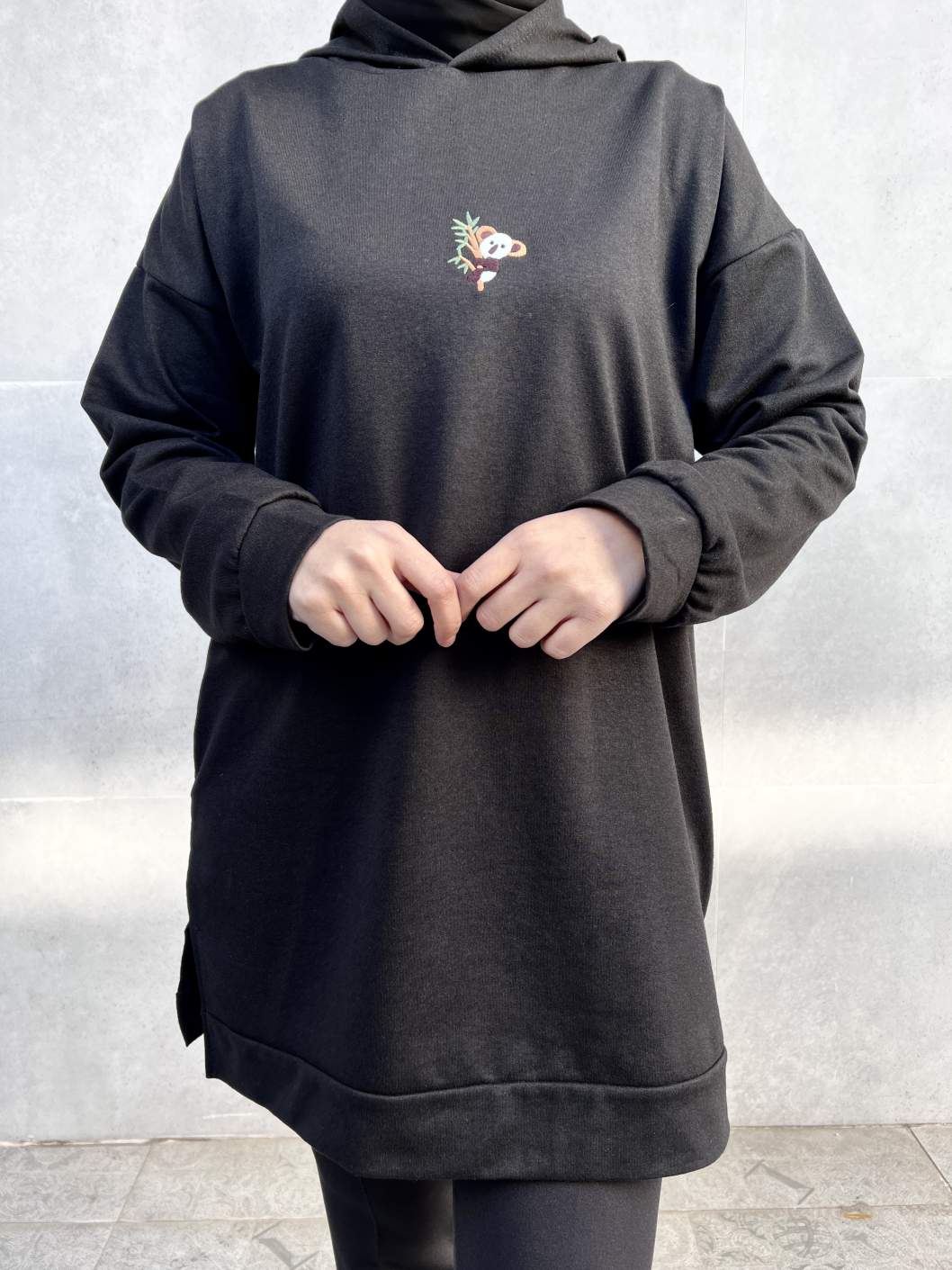 Koala Nakışlı Kapşonlu Tunik - Siyah