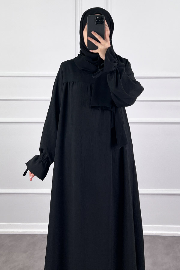 Kolları Detaylı Elbise - Siyah