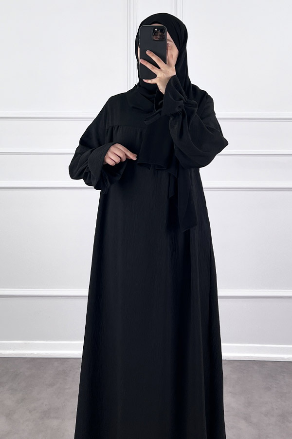 Kolları Detaylı Elbise - Siyah