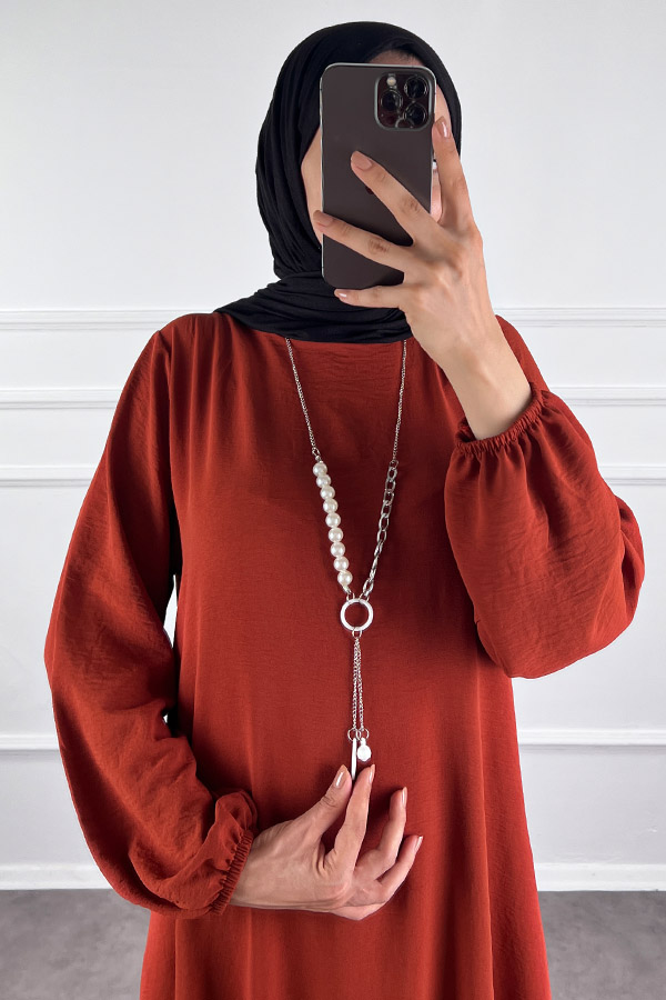 Kolyeli Tesettür Elbise - Kiremit Kolyeli Tesettür Elbise - Kiremit