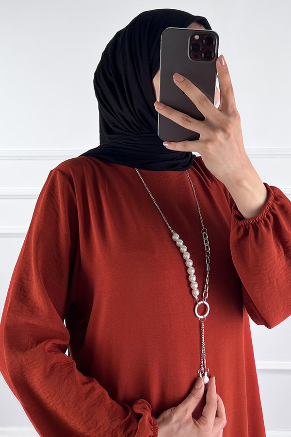 Kolyeli Tesettür Elbise - Kiremit Kolyeli Tesettür Elbise - Kiremit