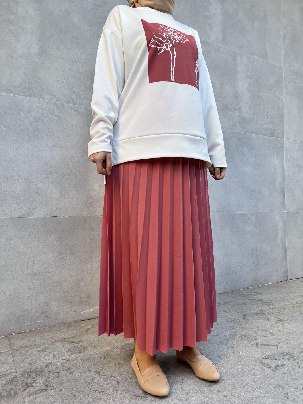 Üst Çiçek Baskılı Altı Etekli İkili Takım - Pembe