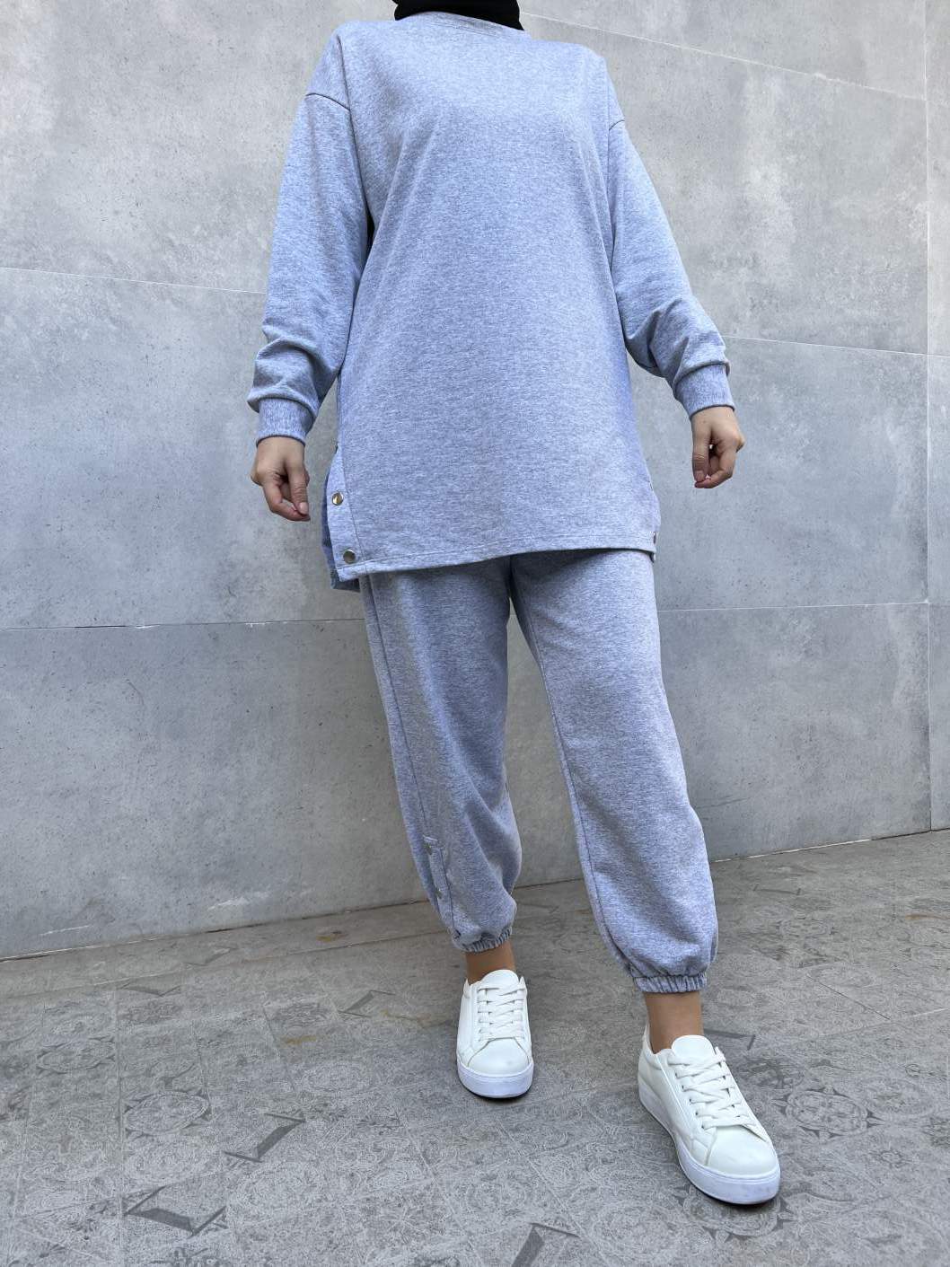 Üst ve Alt Çıtçıtlı İkili Takım - Gri Üst ve Alt Çıtçıtlı İkili Takım - Gri