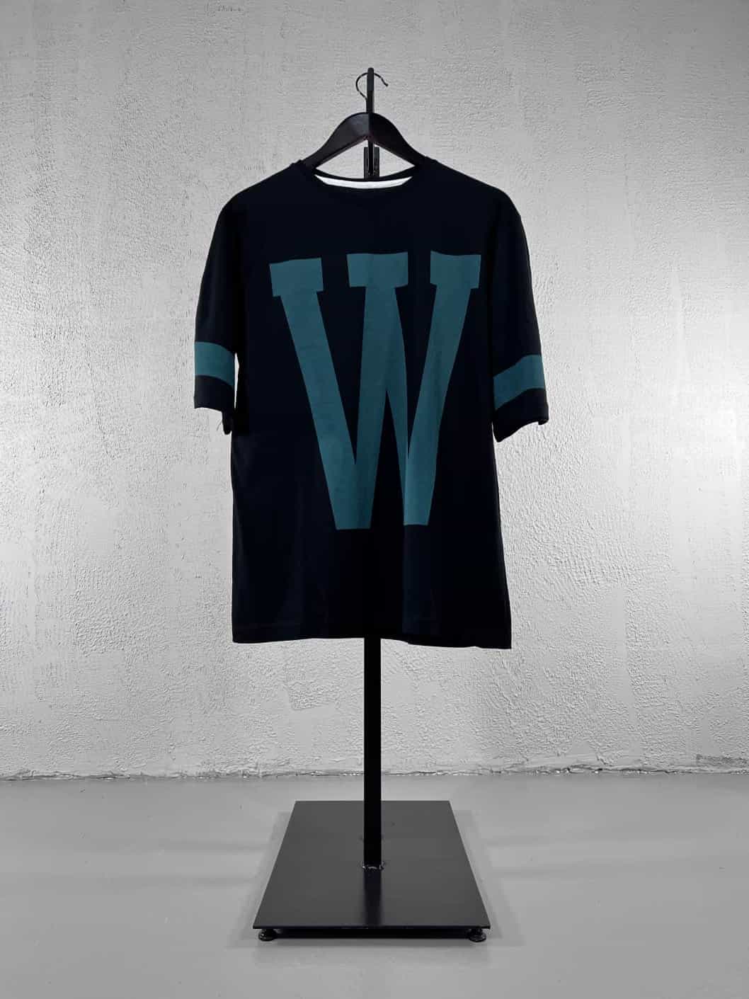 W Baskılı Salaş Tişört - Siyah