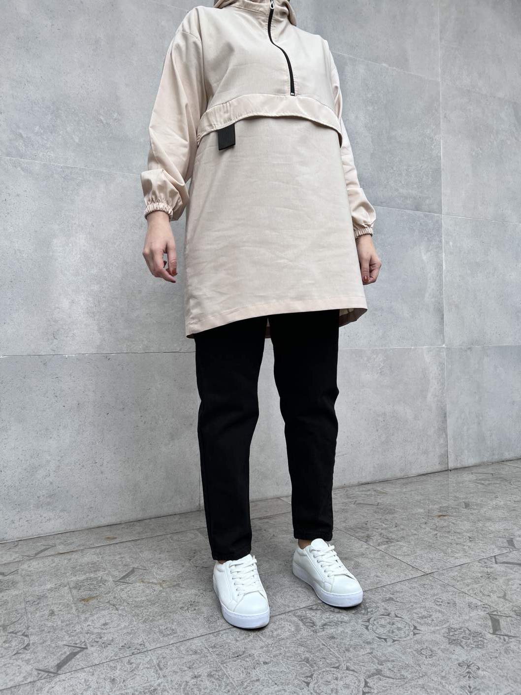 Yarım Fermuarlı Kapşonlu - Krem Yarım Fermuarlı Kapşonlu - Krem