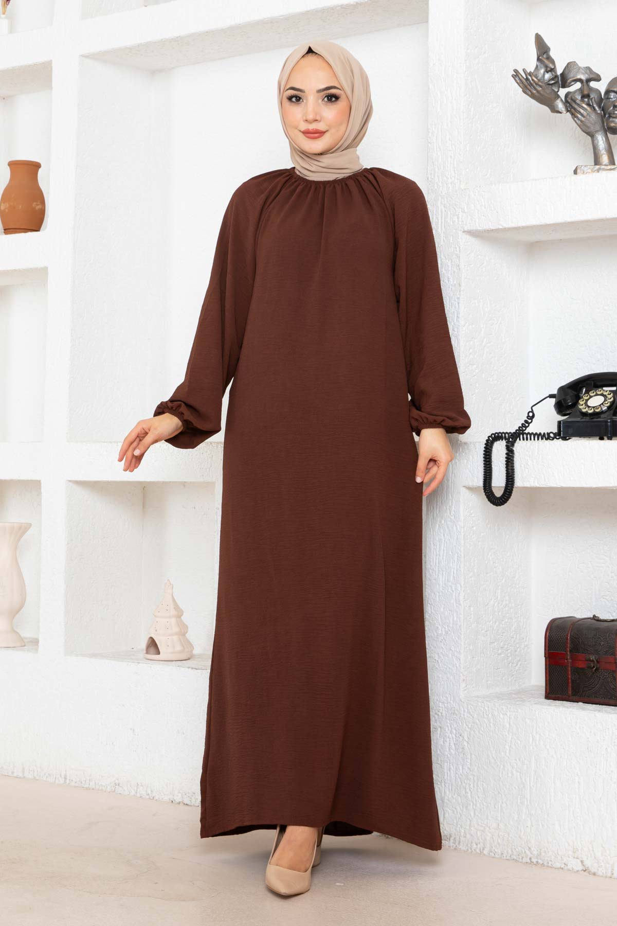 Balon Kol Büzgü Detaylı Elbise - Kahverengi Balon Kol Büzgü Detaylı Elbise - Kahverengi