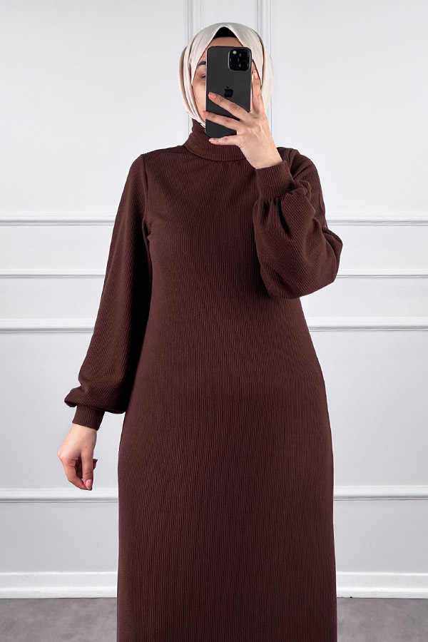 Boğazlı Elbise - Kahverengi Boğazlı Elbise - Kahverengi