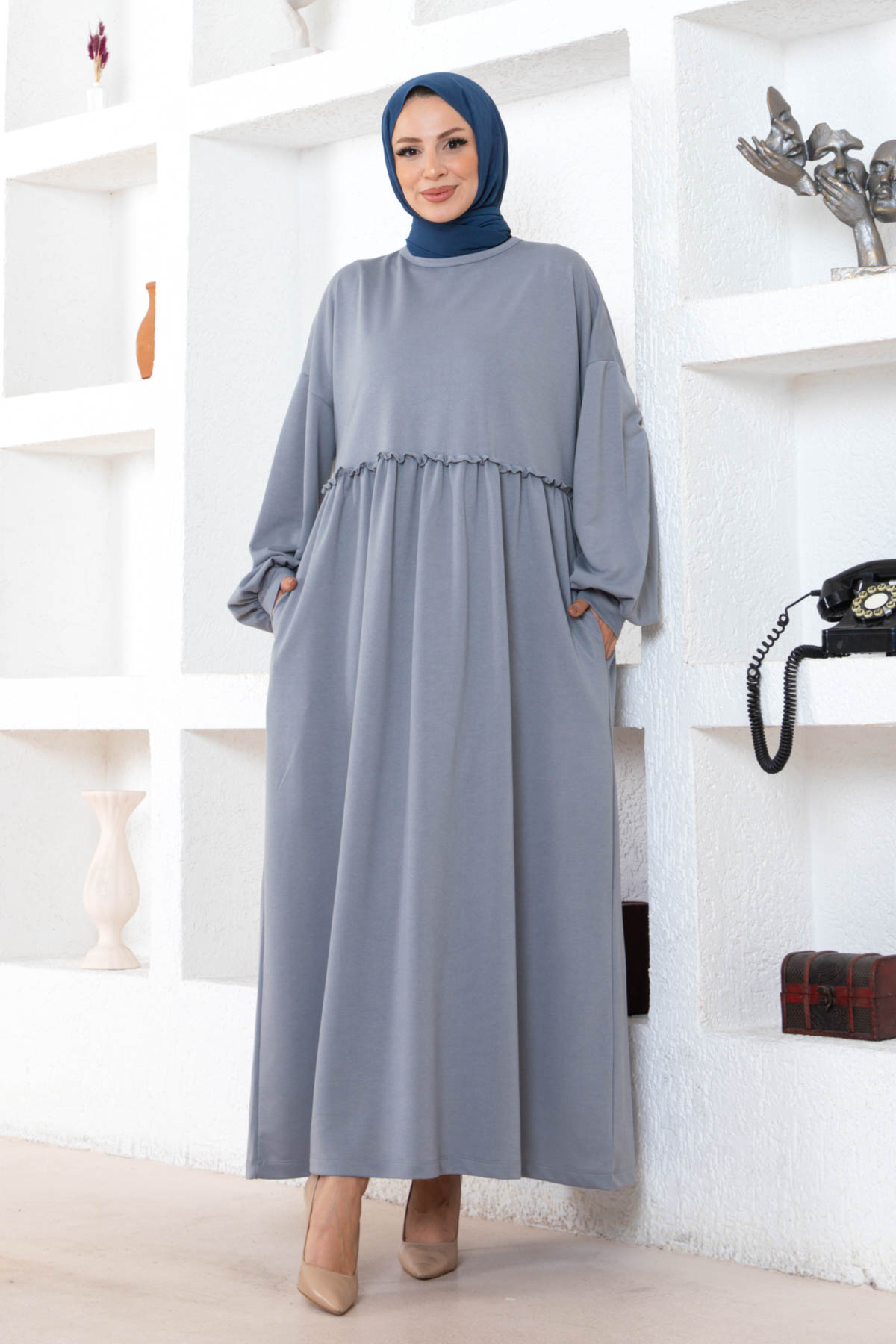 Cepli Salaş Fırfır Detaylı Elbise - Gri