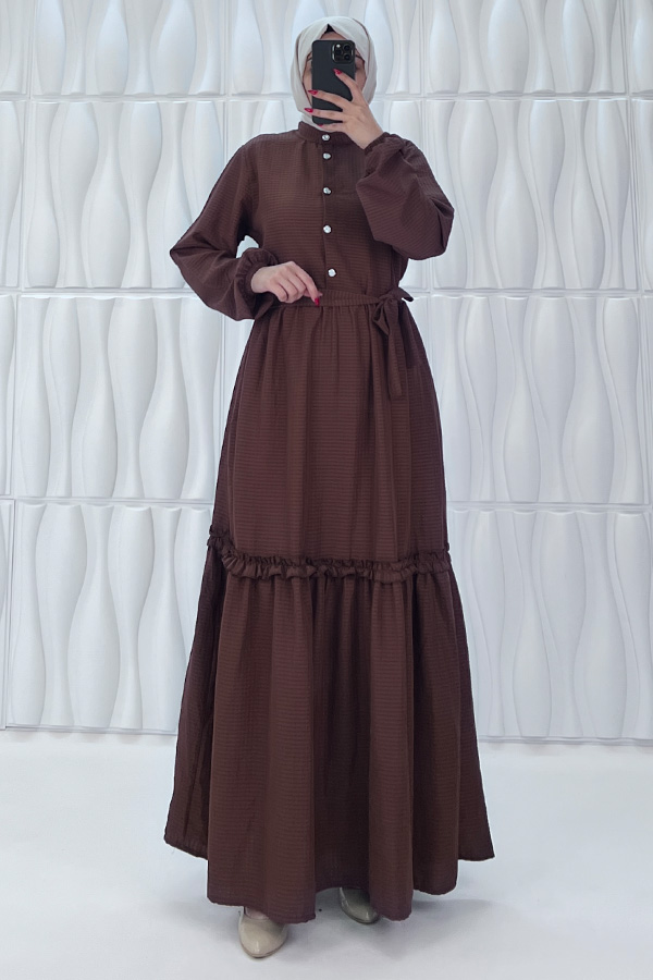 Düğmeli Fırfır Detaylı Elbise - Kahverengi