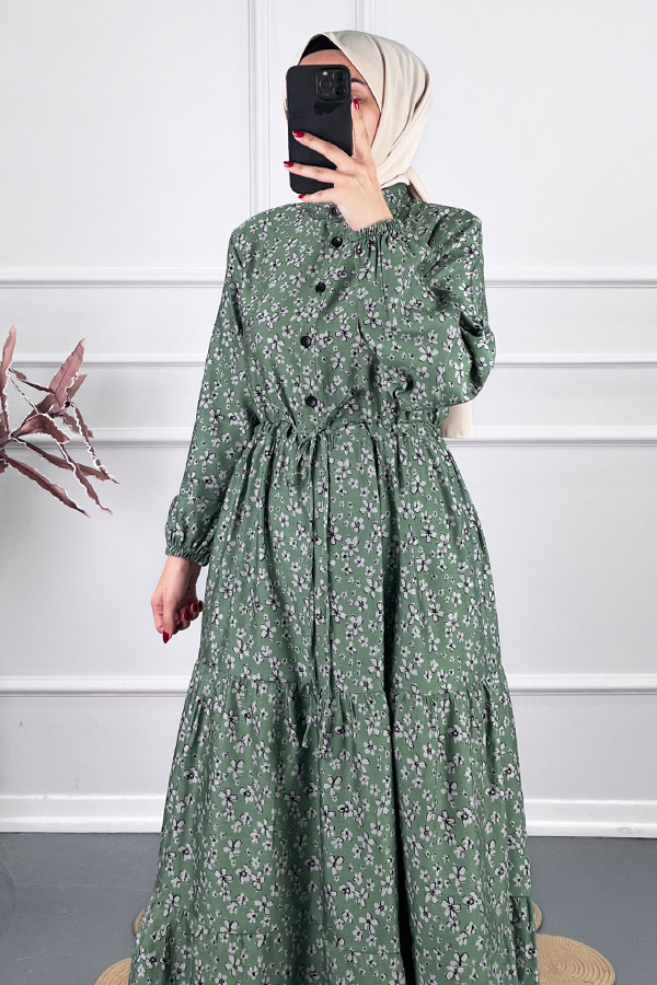 Düğmeli Kuşaklı Tensel Elbise - Yeşil