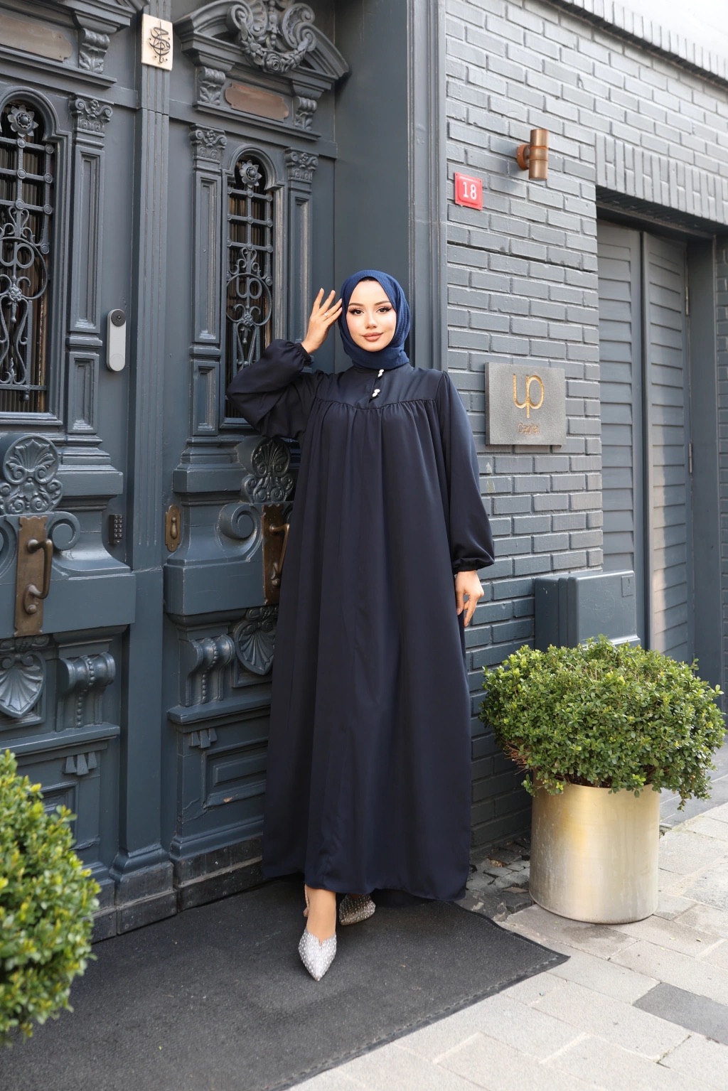 Düğmeli Robadan Medine İpeği Elbise - Lacivert