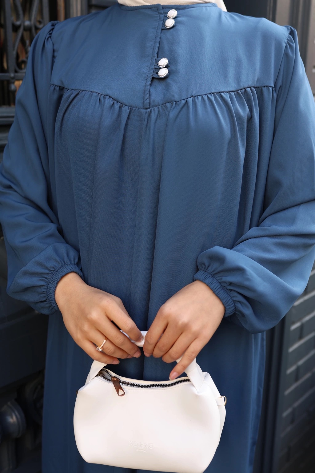 Düğmeli Robadan Medine İpeği Elbise - Mavi Düğmeli Robadan Medine İpeği Elbise - Mavi