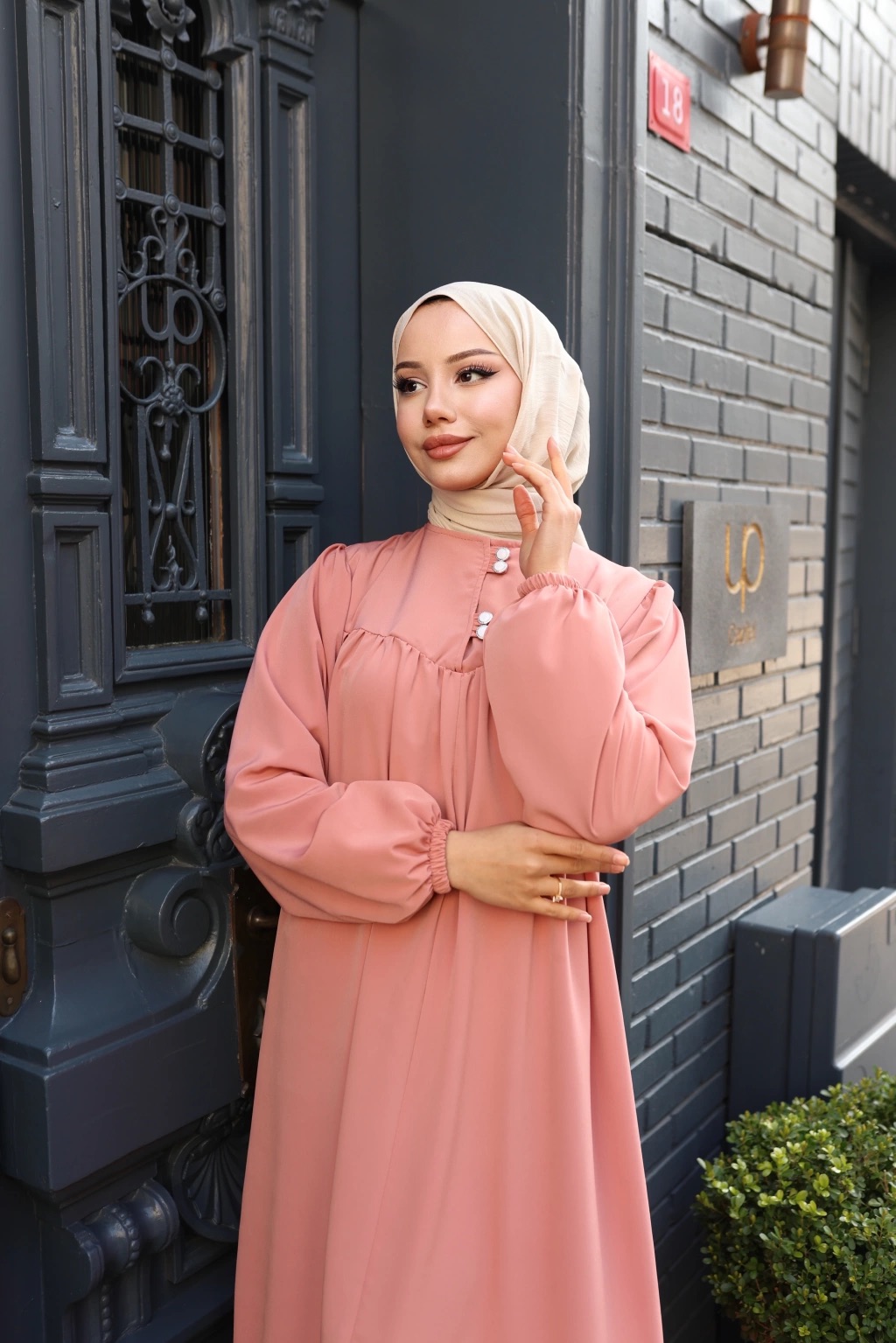 Düğmeli Robadan Medine İpeği Elbise - Somon