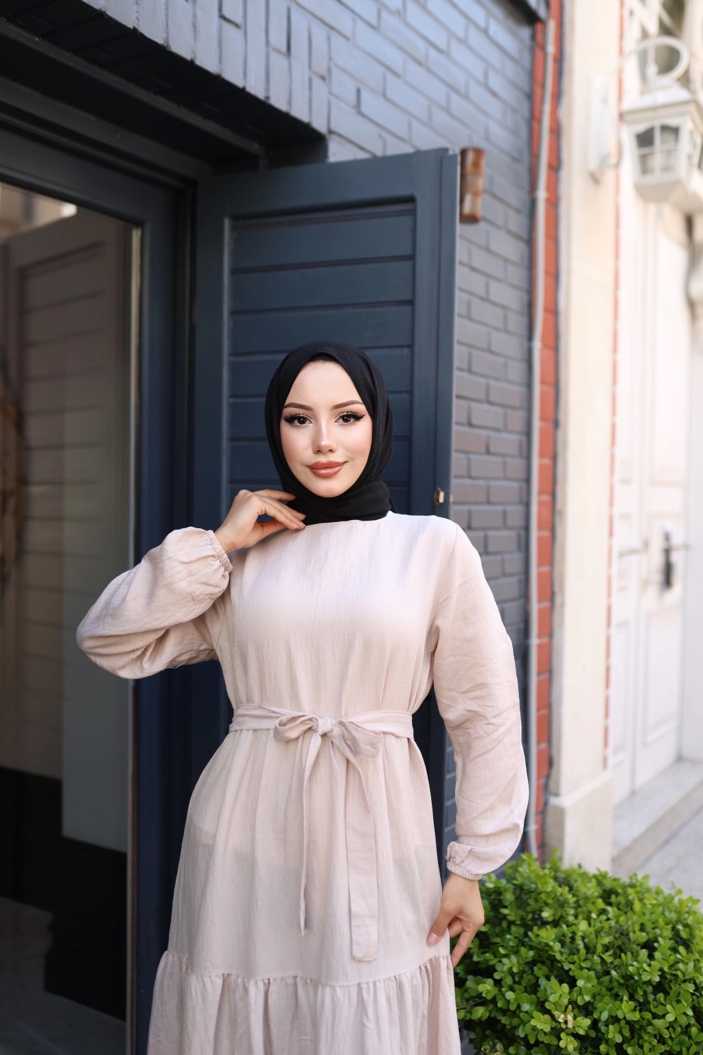 Eteği Fırfırlı Keten Kumaş Elbise - Ekru