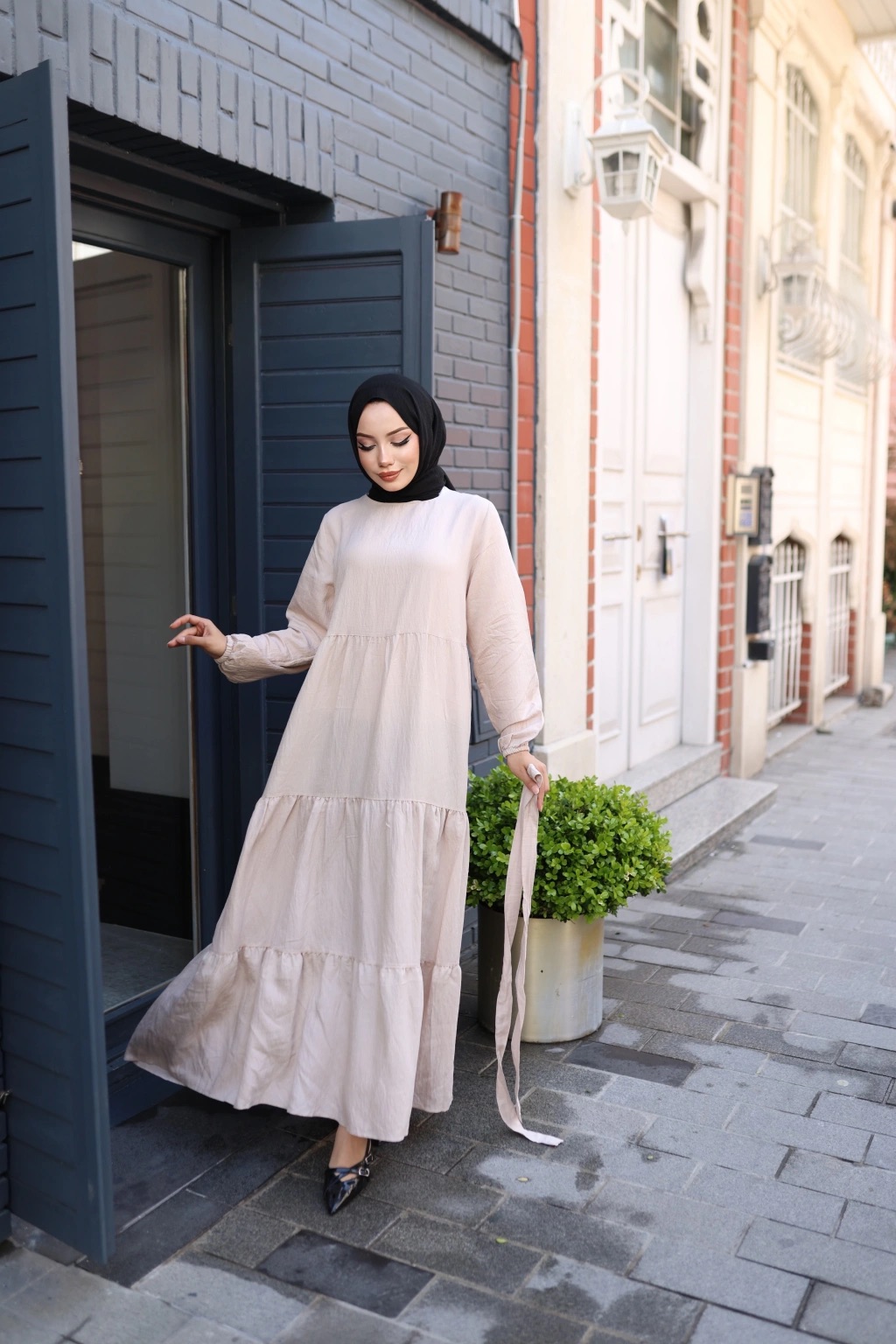 Eteği Fırfırlı Keten Kumaş Elbise - Ekru