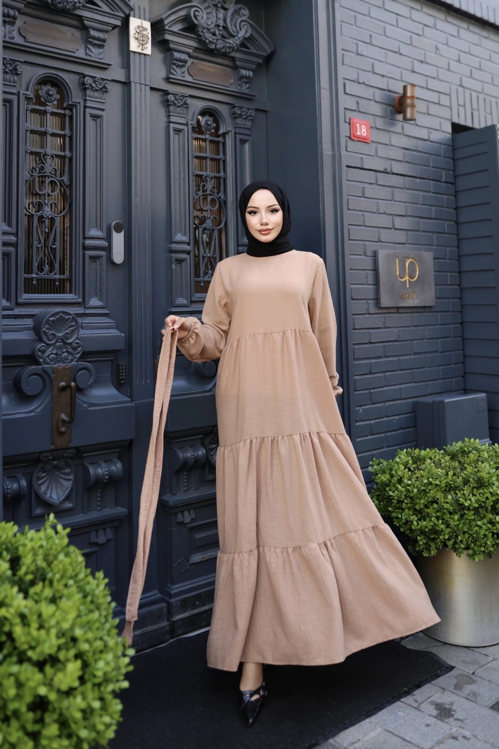 Eteği Fırfırlı Keten Kumaş Elbise - Taş