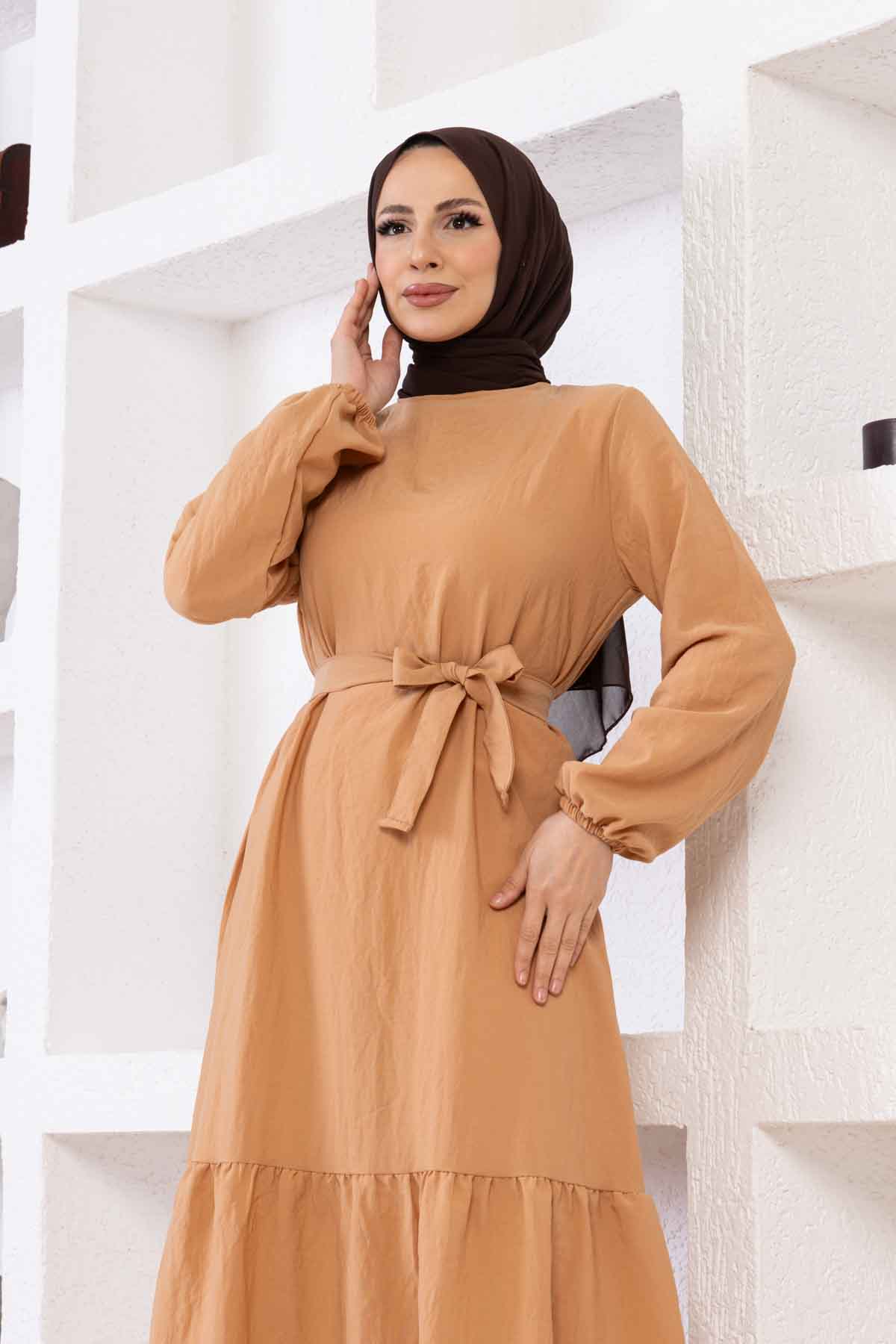 Eteği Fırfırlı Krep Kumaş Elbise - Taba