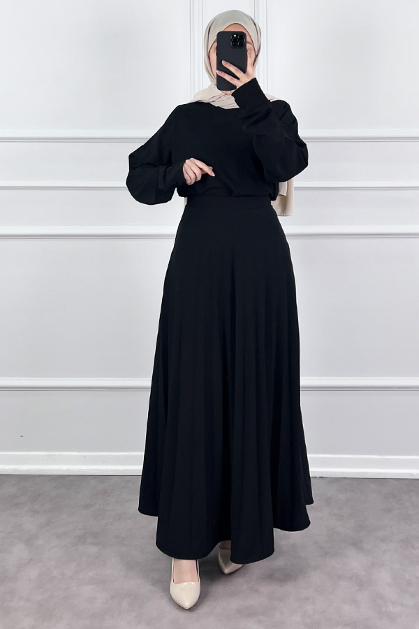 Eteği Piliseli İkili Takım - Siyah