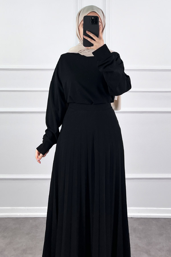 Eteği Piliseli İkili Takım - Siyah