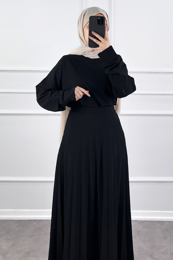 Eteği Piliseli İkili Takım - Siyah