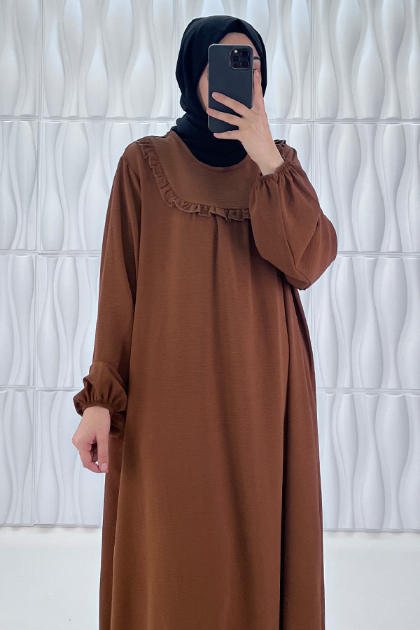 Fırfır Detaylı Ayrobin Kumaş Elbise - Kahverengi