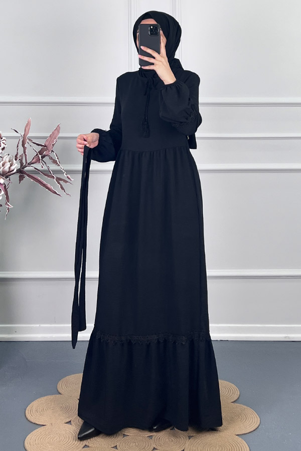Güpür Detaylı Elbise - Siyah