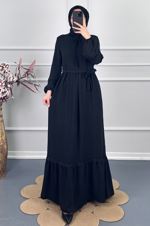 Güpür Detaylı Elbise - Siyah