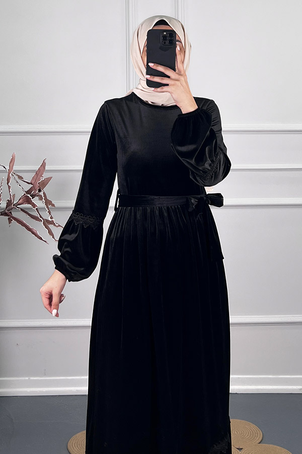 Güpür Detaylı Kadife Elbise - Siyah