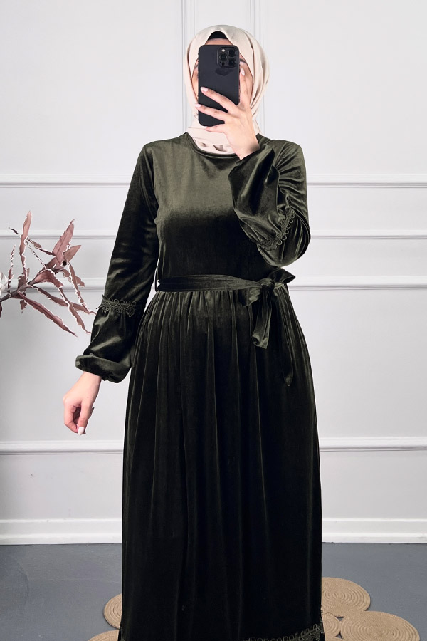 Güpür Detaylı Kadife Elbise - Yeşil