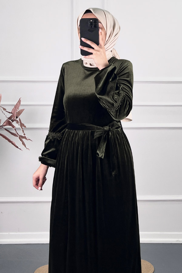 Güpür Detaylı Kadife Elbise - Yeşil