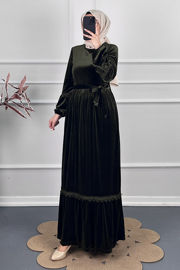 Güpür Detaylı Kadife Elbise - Yeşil