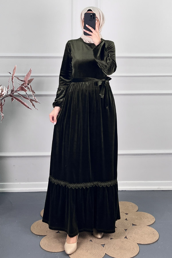 Güpür Detaylı Kadife Elbise - Yeşil