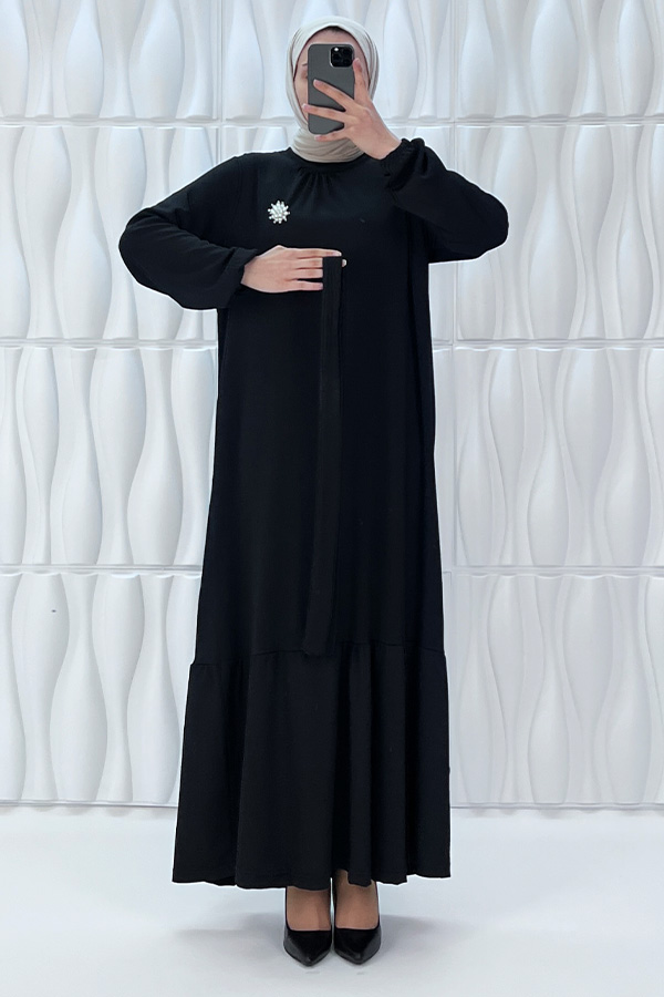 İnci Broşlu Elbise - Siyah İnci Broşlu Elbise - Siyah