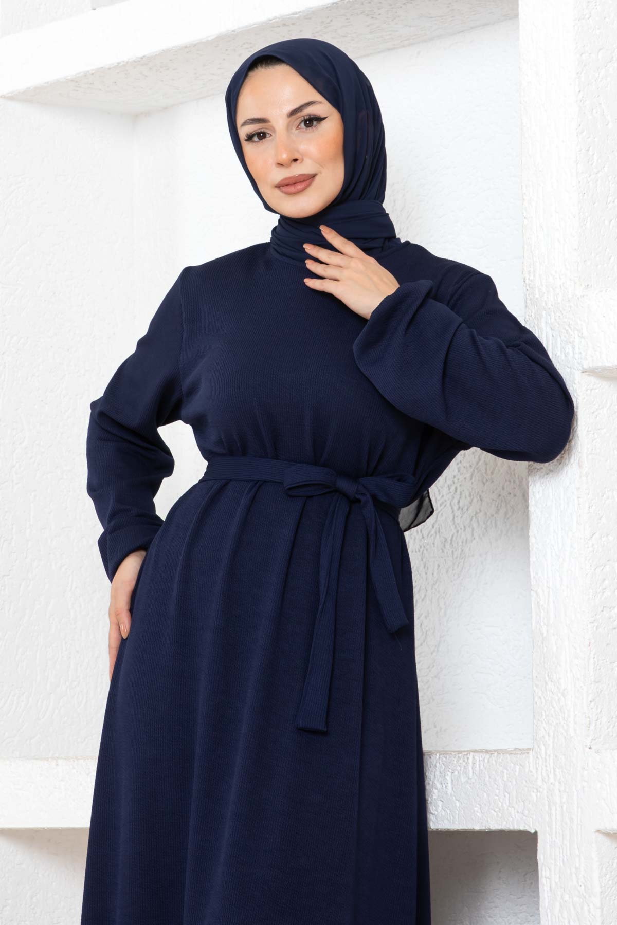 Kuşaklı Piliseli Elbise - Lacivert