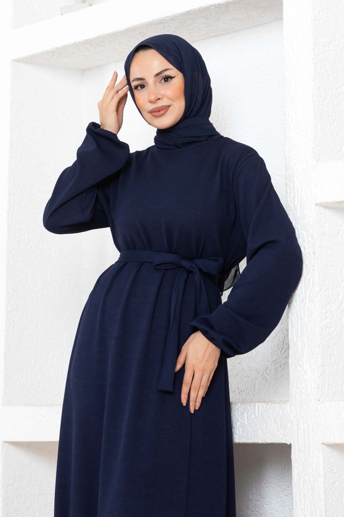 Kuşaklı Piliseli Elbise - Lacivert