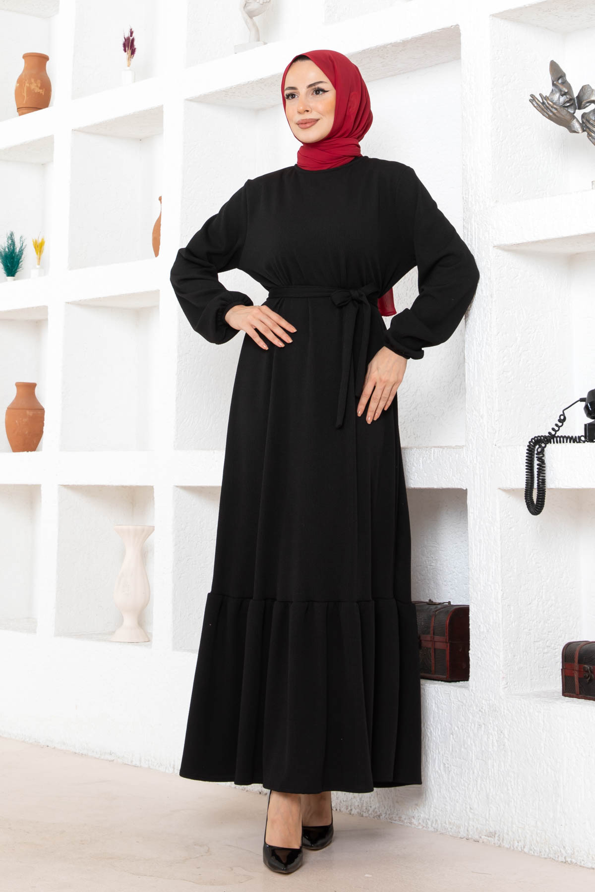 Kuşaklı Piliseli Elbise - Siyah Kuşaklı Piliseli Elbise - Siyah