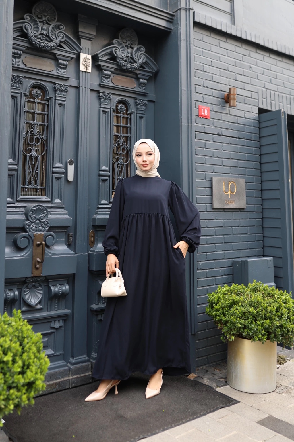 Medine İpeği Tesettür Elbise - Lacivert