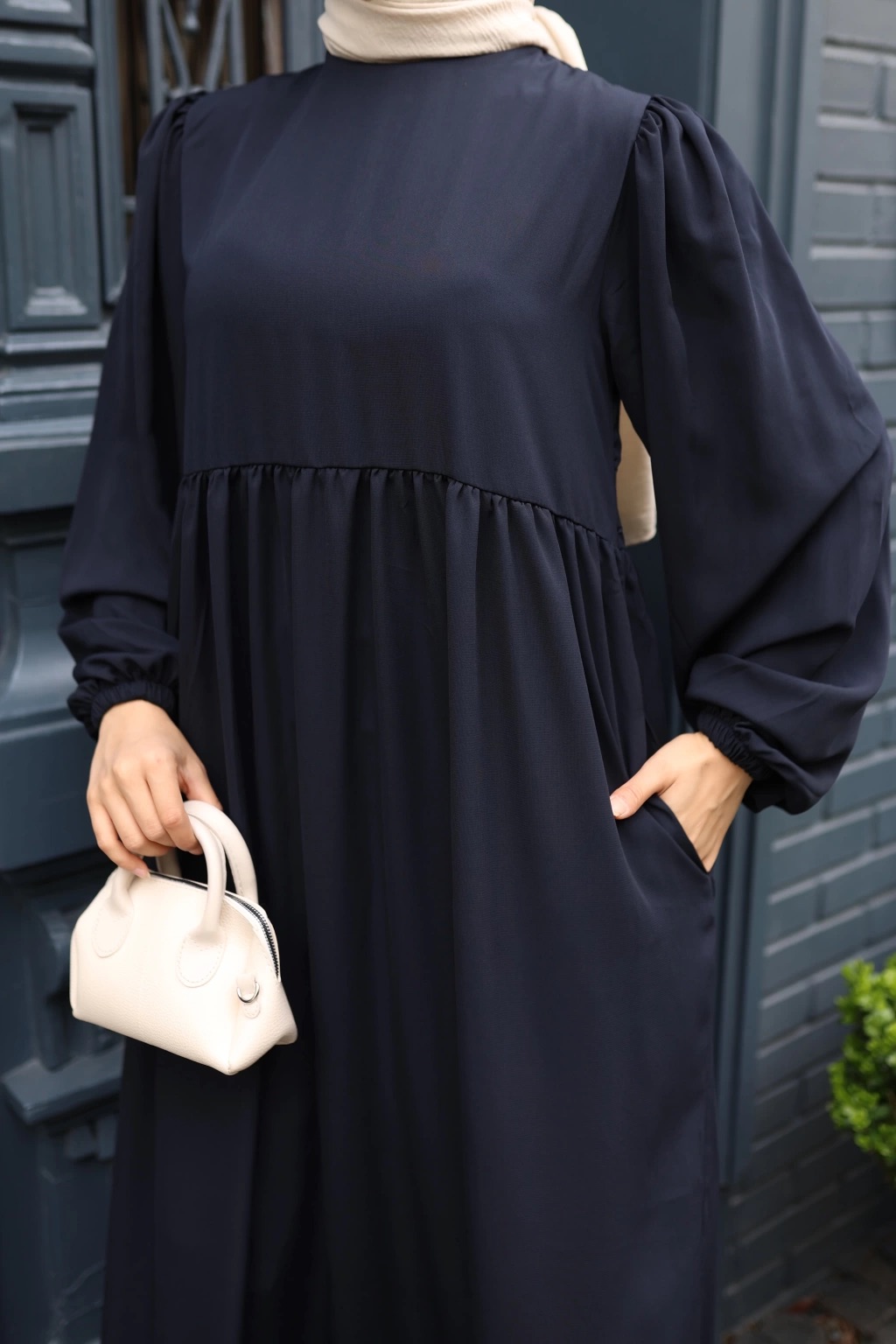 Medine İpeği Tesettür Elbise - Lacivert