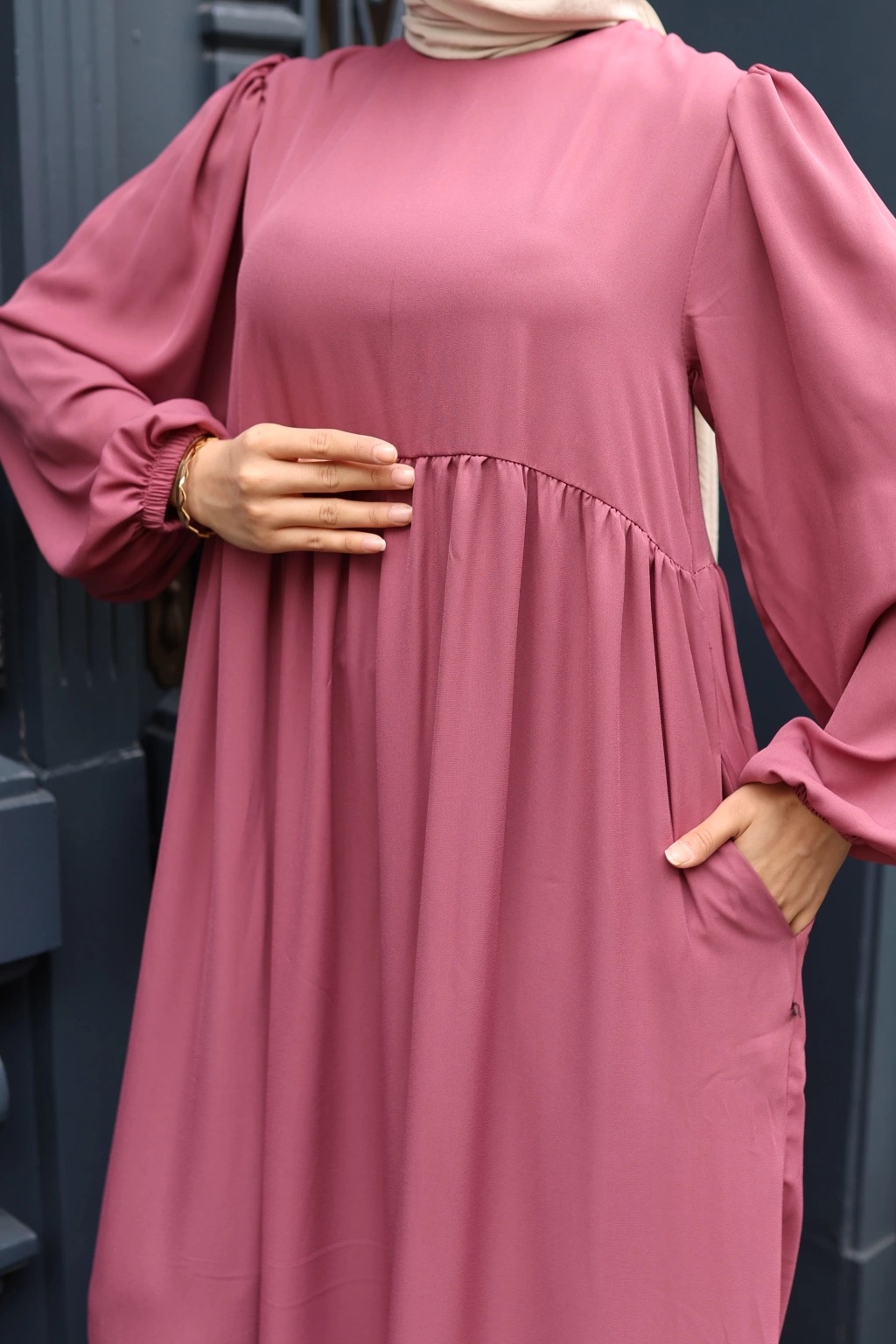 Medine İpeği Tesettür Elbise - Pembe